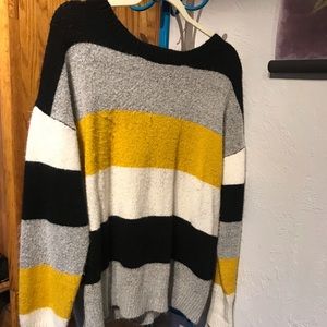Cozy striped sweater. Like new, baggy and warm!